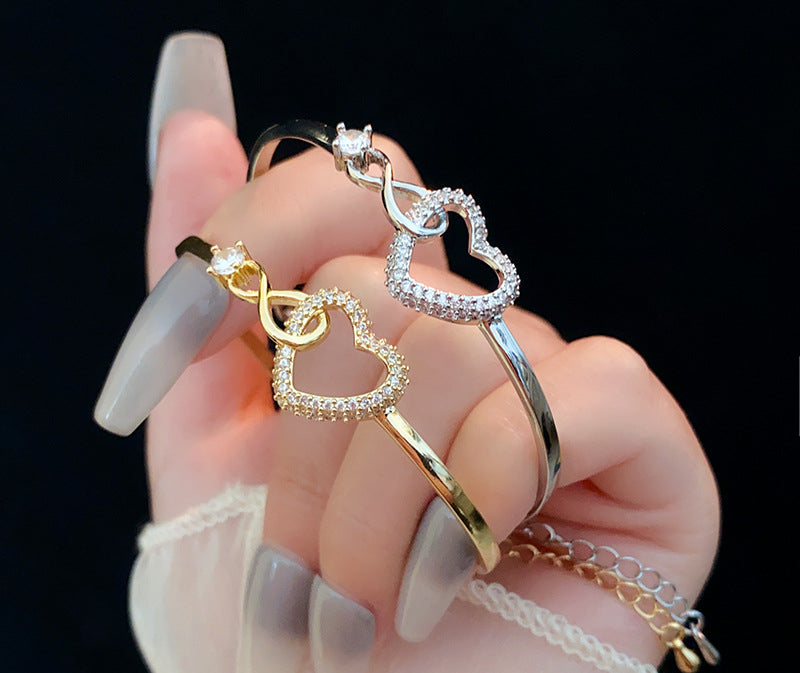 Wholesale Love Hollow Simple Versatile Fashion Temperament Light Luxury High-end Zircon Bracelet