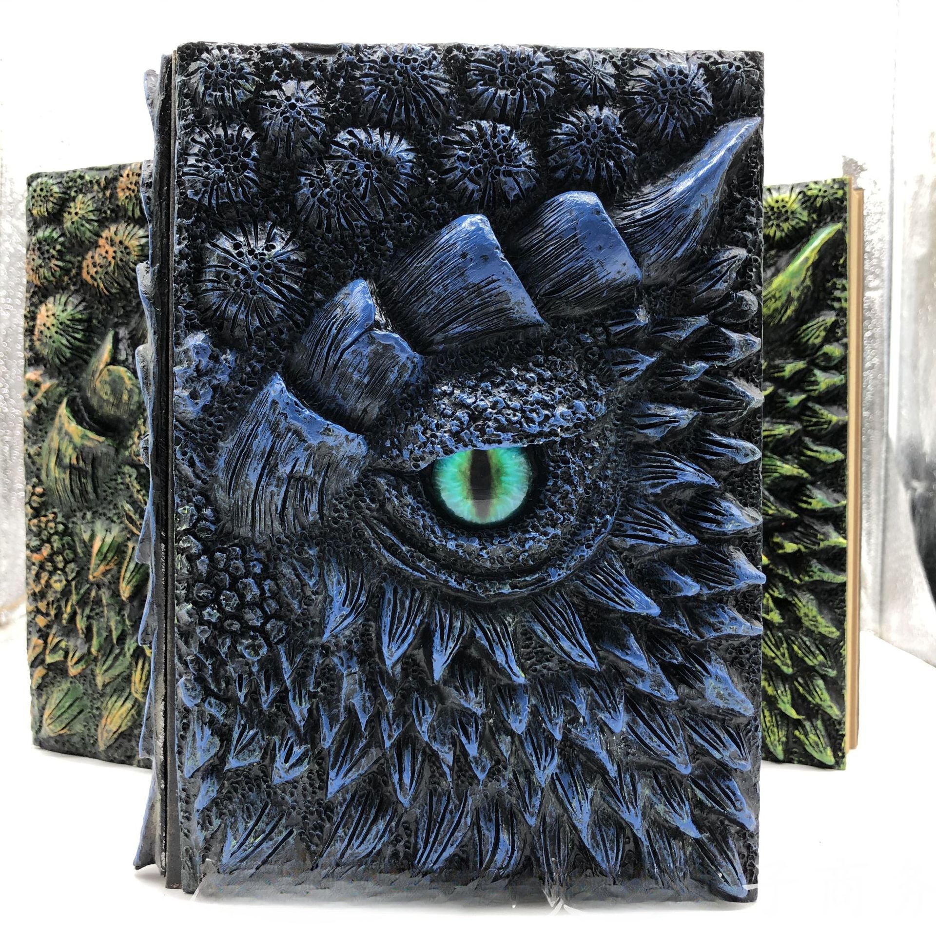Wholesale Resin Deluxe Animated Dragon Book Notebook
