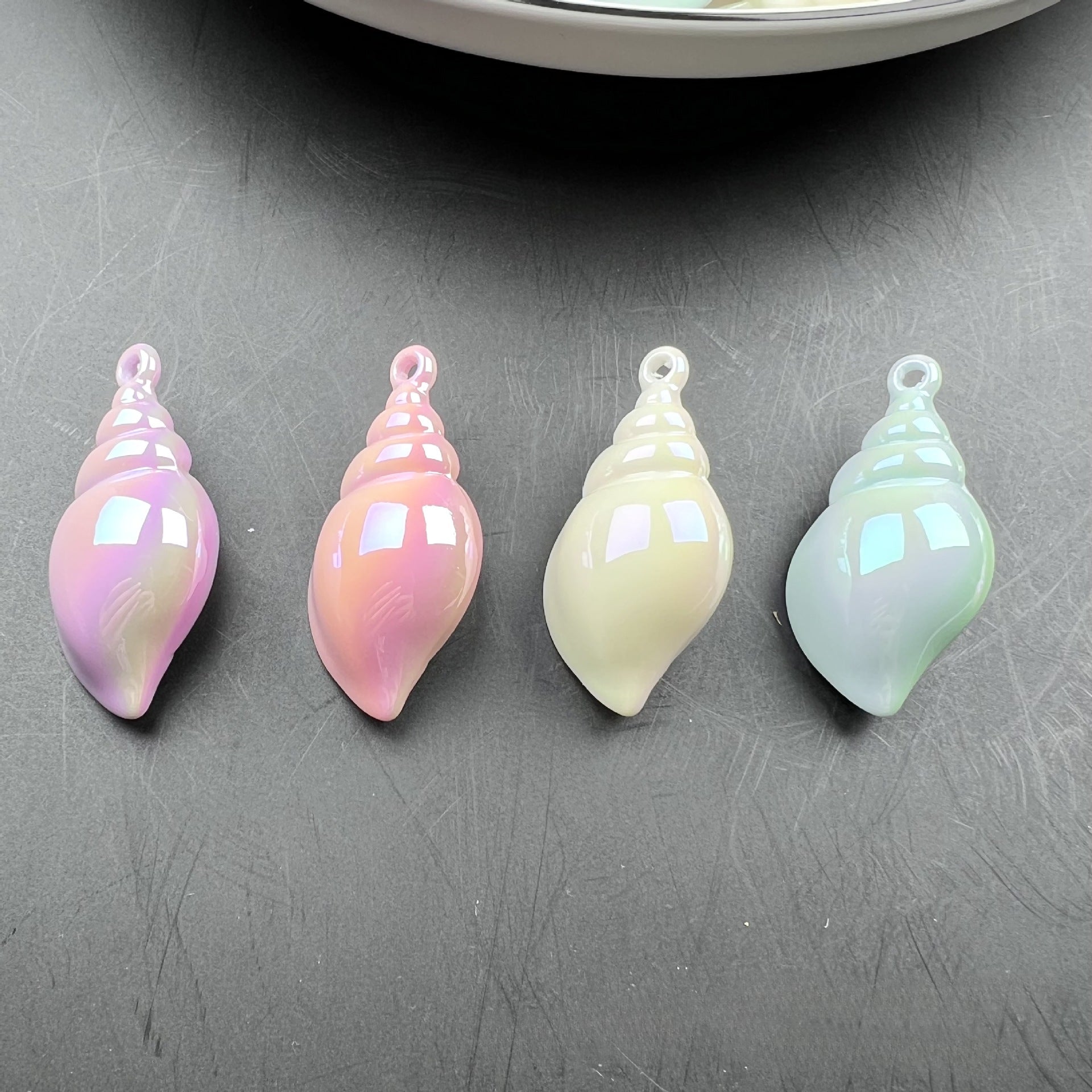 Wholesale 100PCS/PACK Acrylic Night Glow Mace Bow with Colored Straight Hole Beads