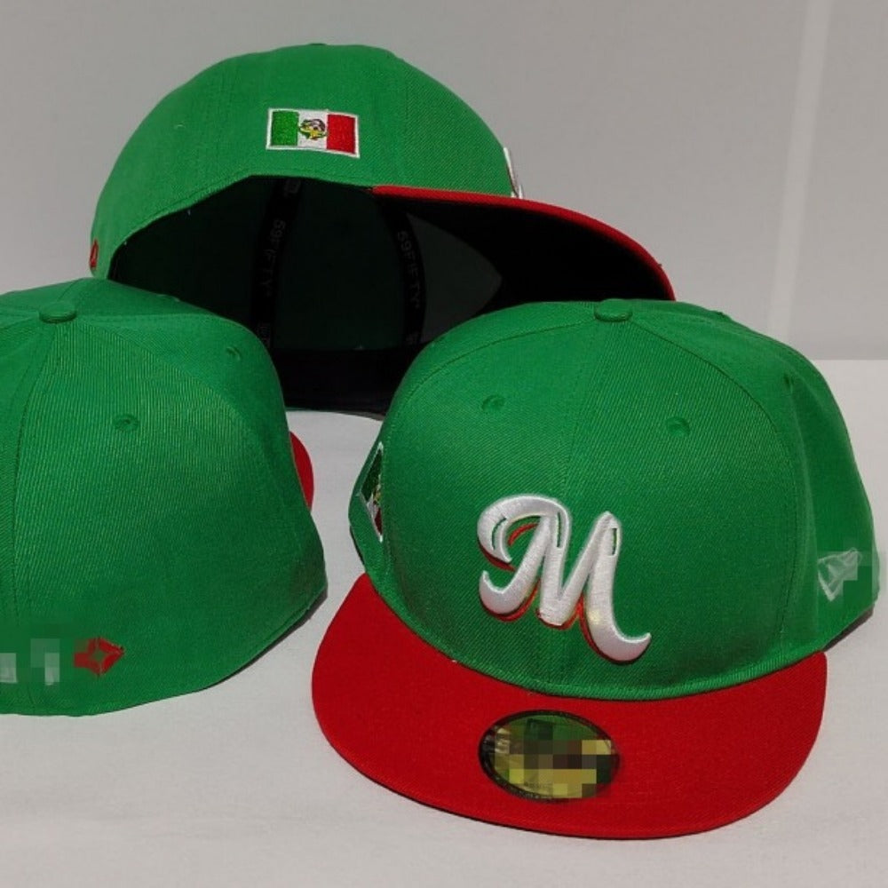 Wholesale M Embroidery Fully Enclosed Letters Non-adjustable Baseball Cap