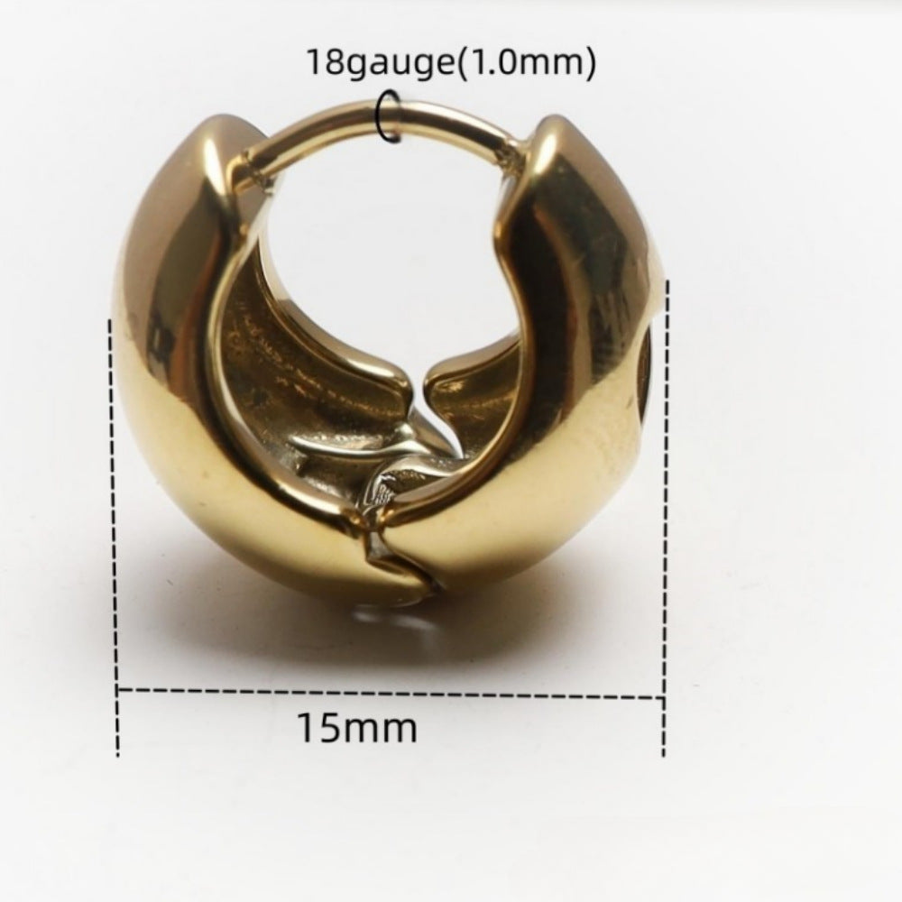 Wholesale Gold-plated Stainless Steel Hollow Love Earrings