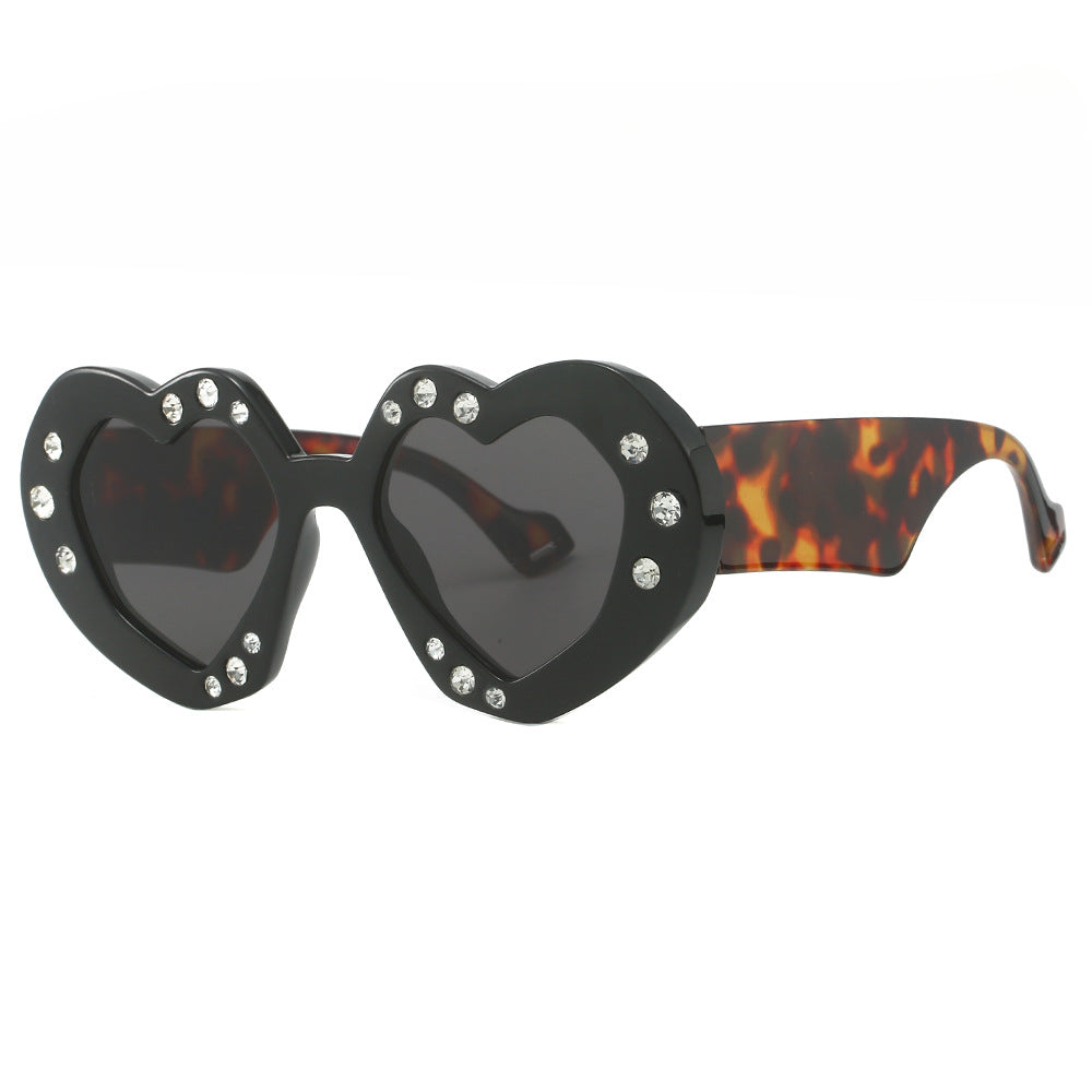 Wholesale Diamond Heart Leopard Print Sunglasses