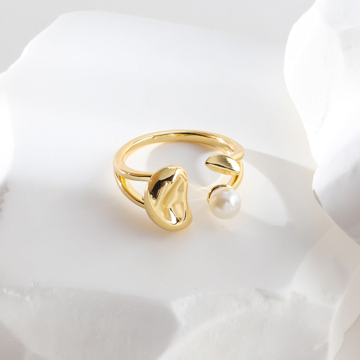 Wholesale Pearl Geometric Rings