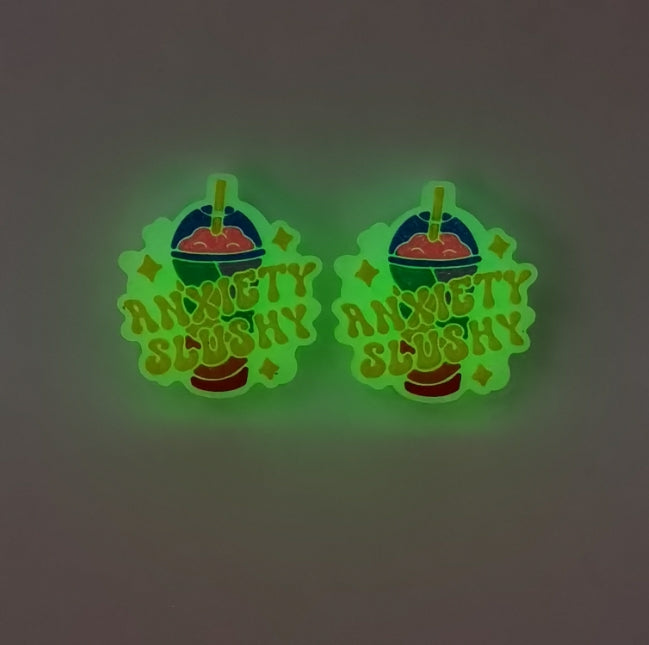 Wholesale Cartoon 10pcs 2D Luminous Silicone Beads Glow in The Dark Focal Beads