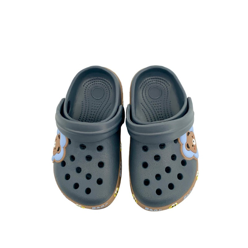 Wholesale of EVA Perforated Shoes for Children's Outdoor Wear