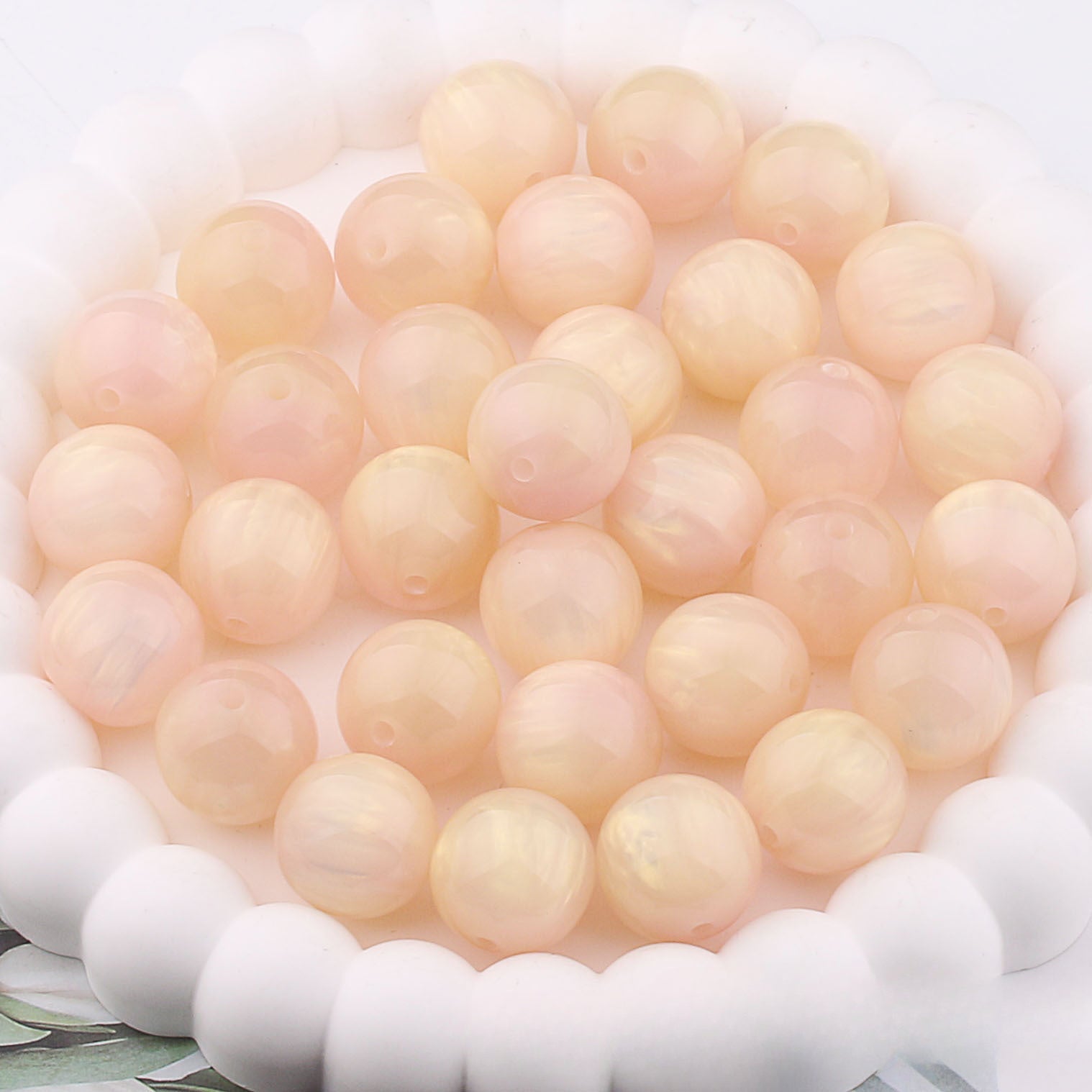 Wholesale 20PCS Pearlescent Moiré Color Gradient Straight Hole Resin Balls