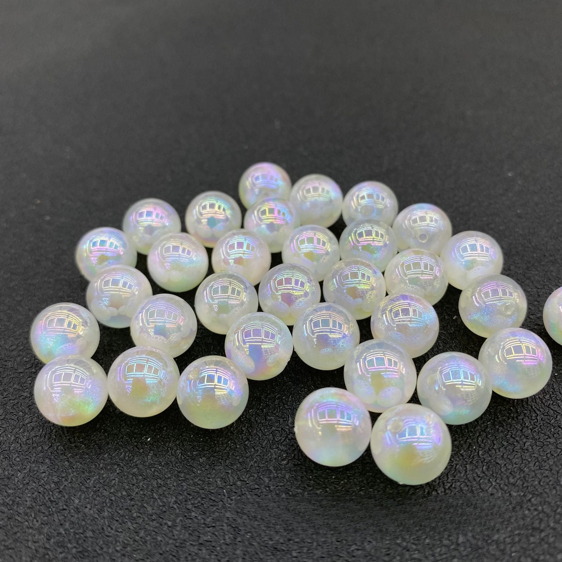 Wholesale of 100PCS/PACK Resin Moonlight Beads, Colorful Pearls, Half Hole Round Beads