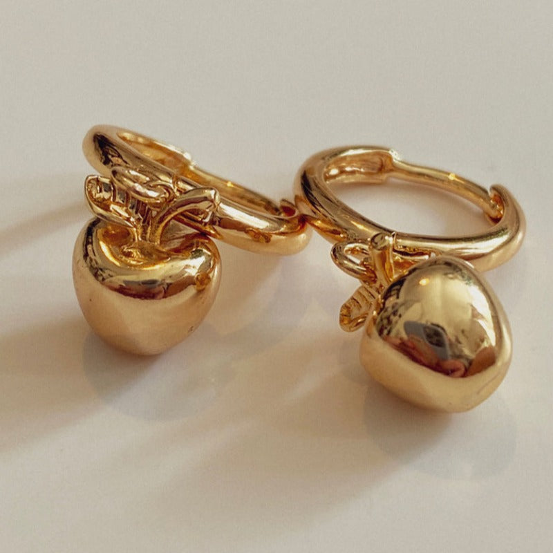 Wholesale Simple Small Gold Fashionable Animal Series Earrings