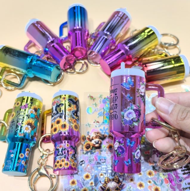 Wholesale Random 50pcs Cartoon Stickers & Many Mini Keychains Can Hold Lipstick Backpack Hanging Can Put Wraps On