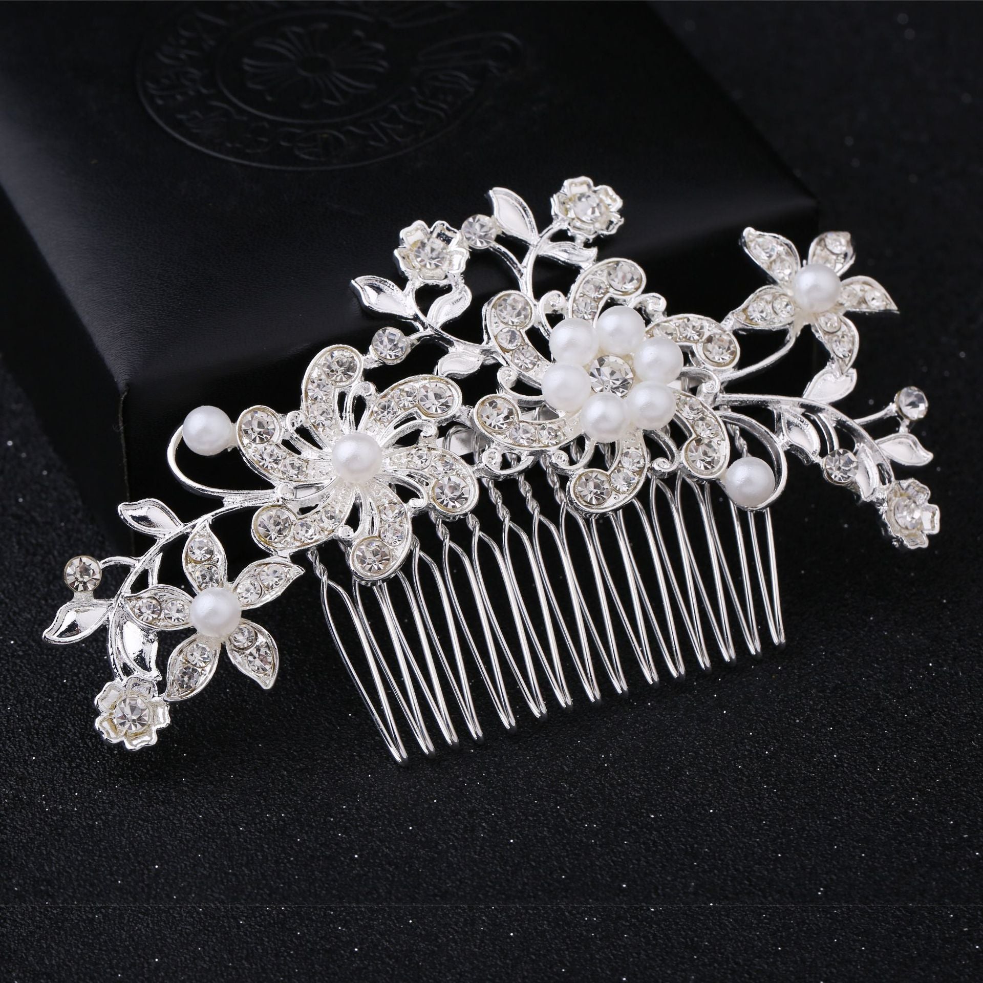 Wholesale Five Petal Flower Crystal Diamond Pearl Alloy Hair Combs