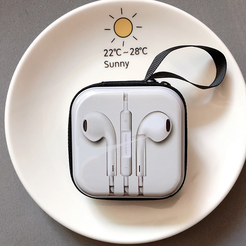 Wholesale Cartoon Retro Record Tape Tinplate Earphone Case