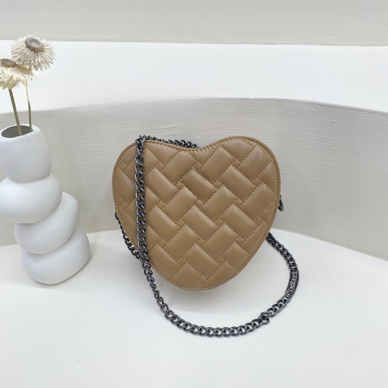 Wholesale PU Chain Diamond Pattern Embroidered Thread Love Bags