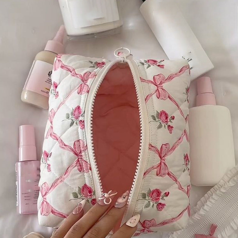 Wholesale Small Fresh Floral Makeup Large Capacity Storage Bag