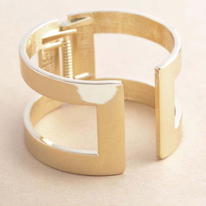 Wholesale Fan-Shaped Symmetrical Exaggerated Alloy Bracelet