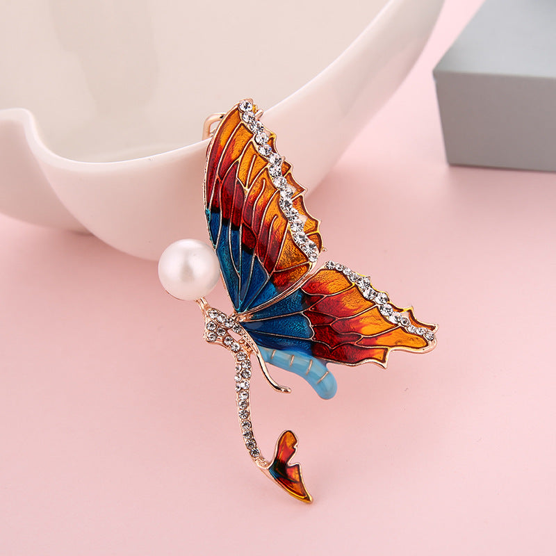 Wholesale Modern Fashion Butterfly Keychain With Rhinestone Design Alloy Metal Bag Charm Pendant Trendy Car Key Accessory For Women Boutique Resale Gift