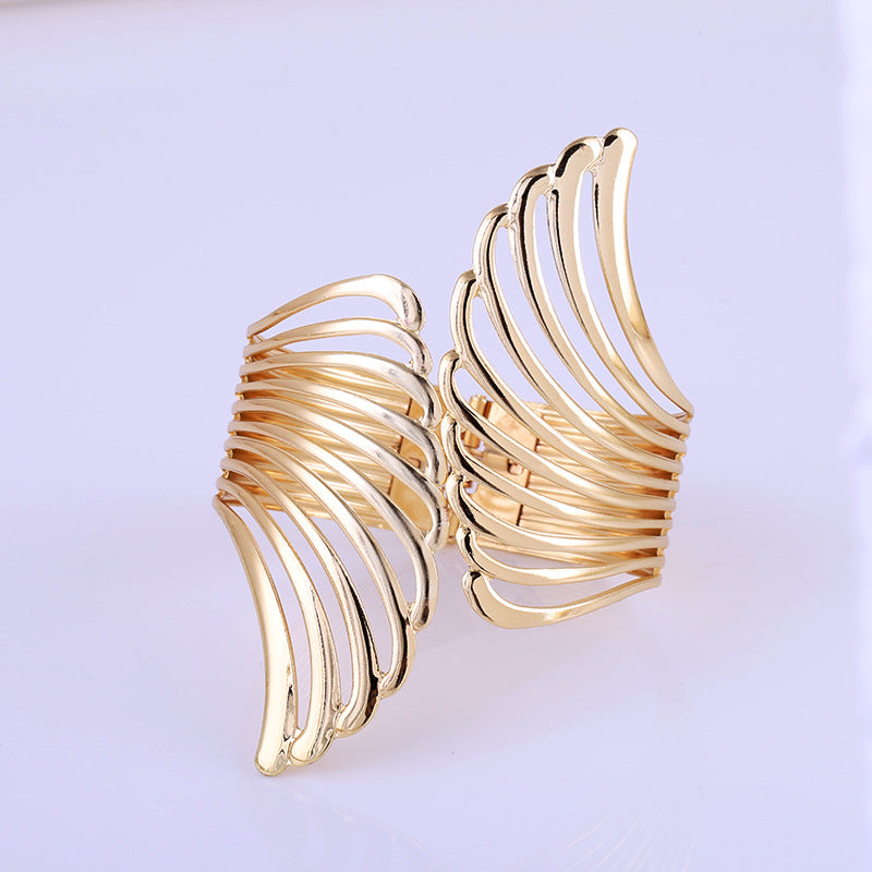 Wholesale Fashion Wings Metal Feather Exaggerated Bracelet