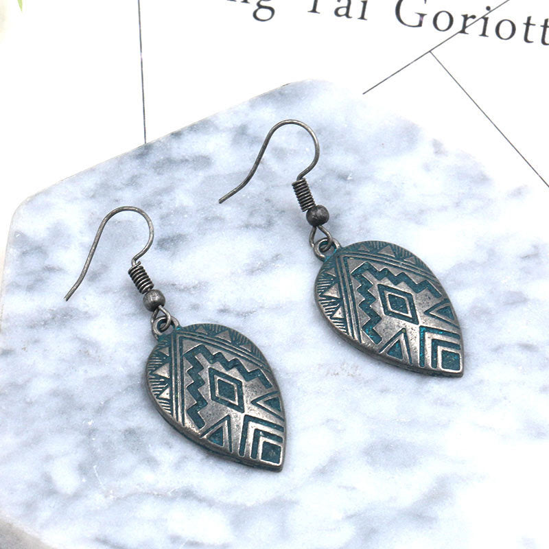 Wholesale Distressed Love Shape Alloy Pendant Hook Earrings