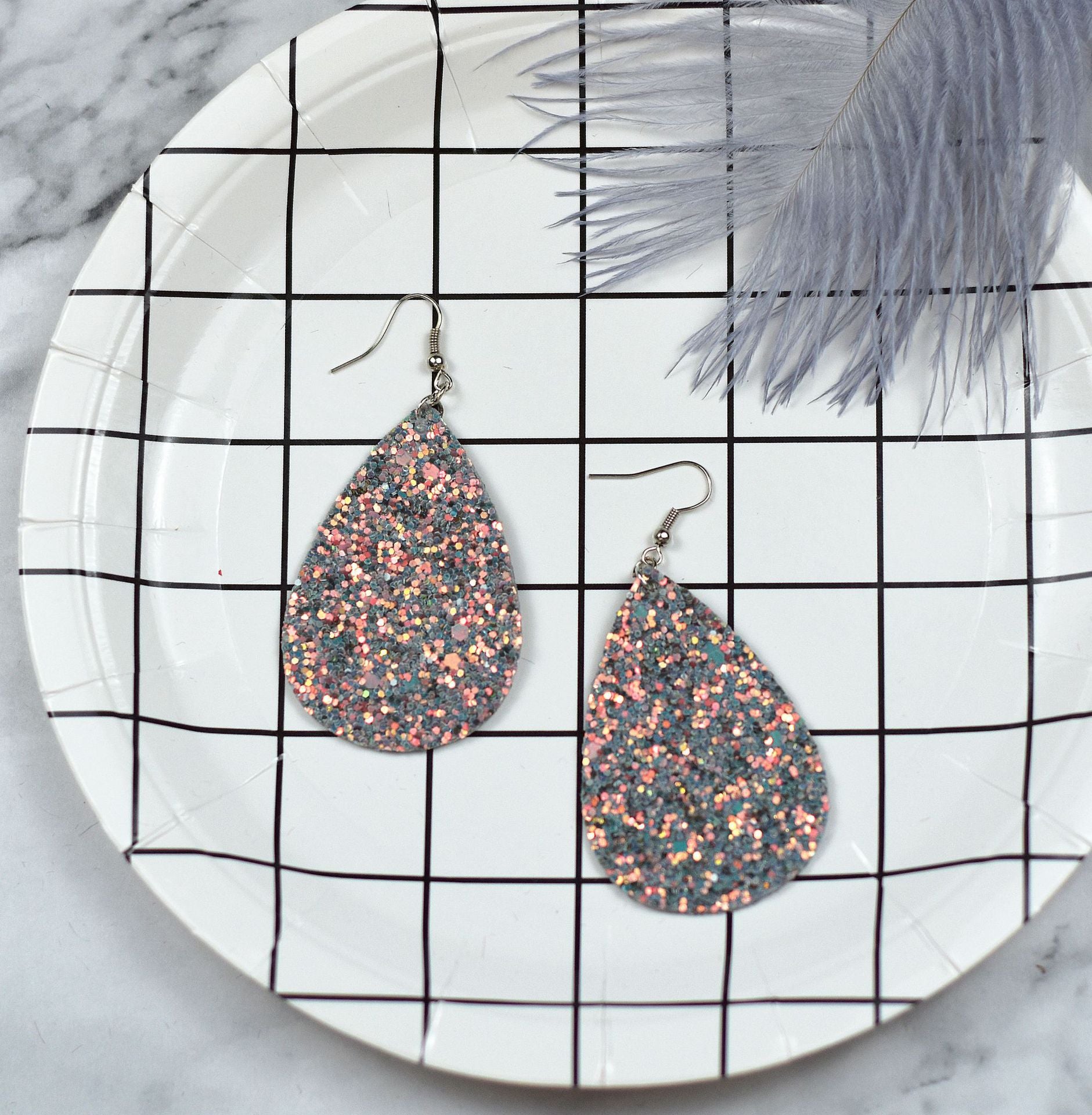 Pendientes de lentejuelas de cuero de cuero de cuero al por mayor Pendientes