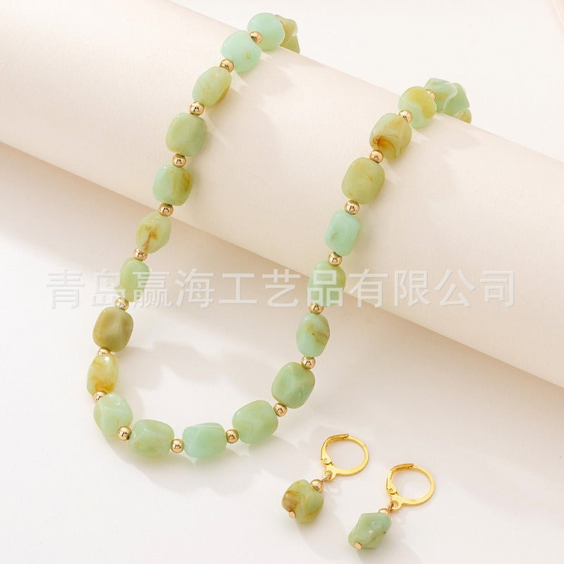 Wholesale Retro Fashion Style Bohemian Acrylic Imitation Jade Necklaces