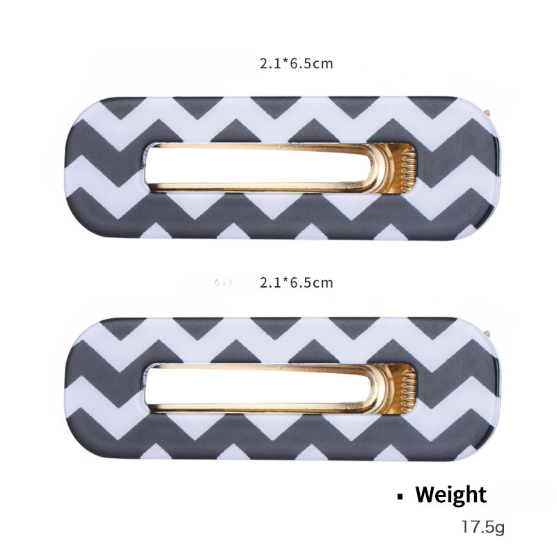 Wholesale Acrylic Black and White Checkered Geometric Duckbill Clip