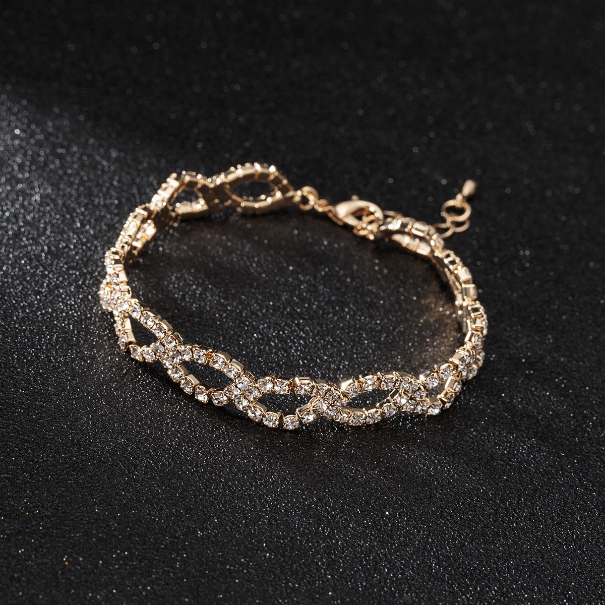 Wholesale Light Luxury Sparkling Rhinestone Bracelet