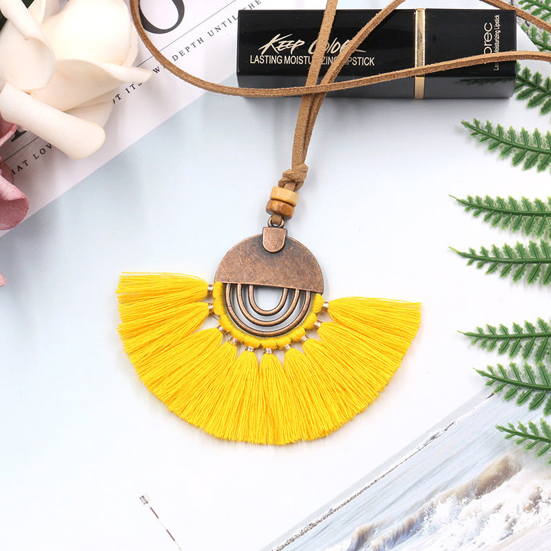 Wholesale Popular Handmade Scalloped Tassel Clavicle Chain