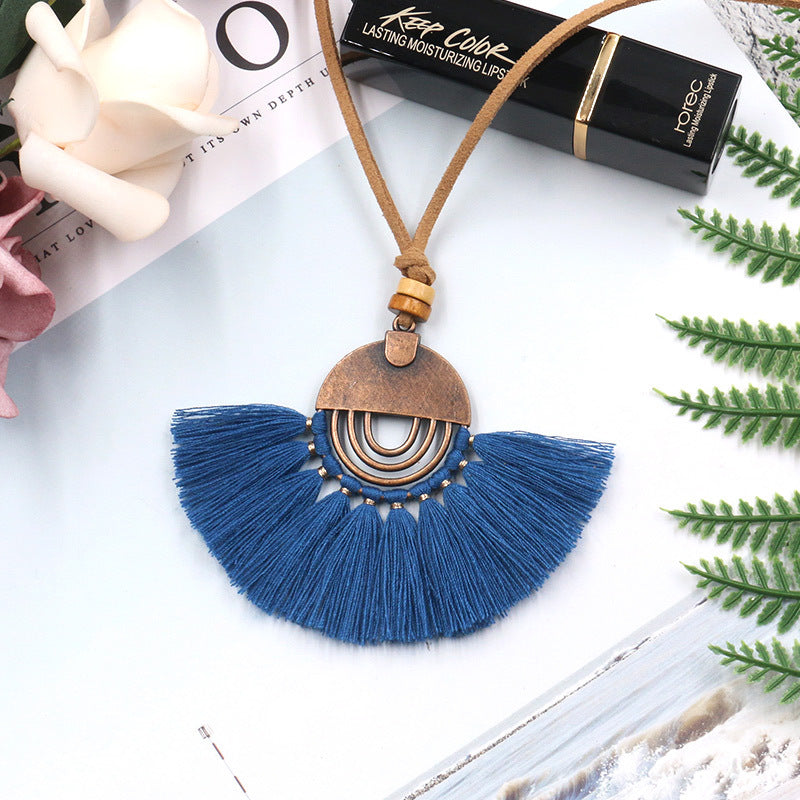 Wholesale Popular Handmade Scalloped Tassel Clavicle Chain