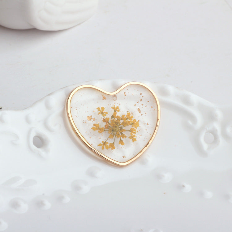 Wholesale 10pcs/packDIY accessories vintage glue transparent everlasting flower pearl earrings