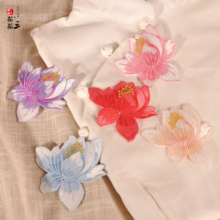 Wholesale Fashion Purple Embroidered Patch DIY Adhesive Applique For Clothing Shoe Hat Decoration Resale Accessory