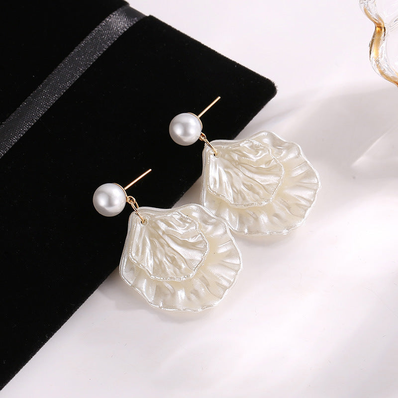 Wholesale Sweet Pearl Shell Earrings