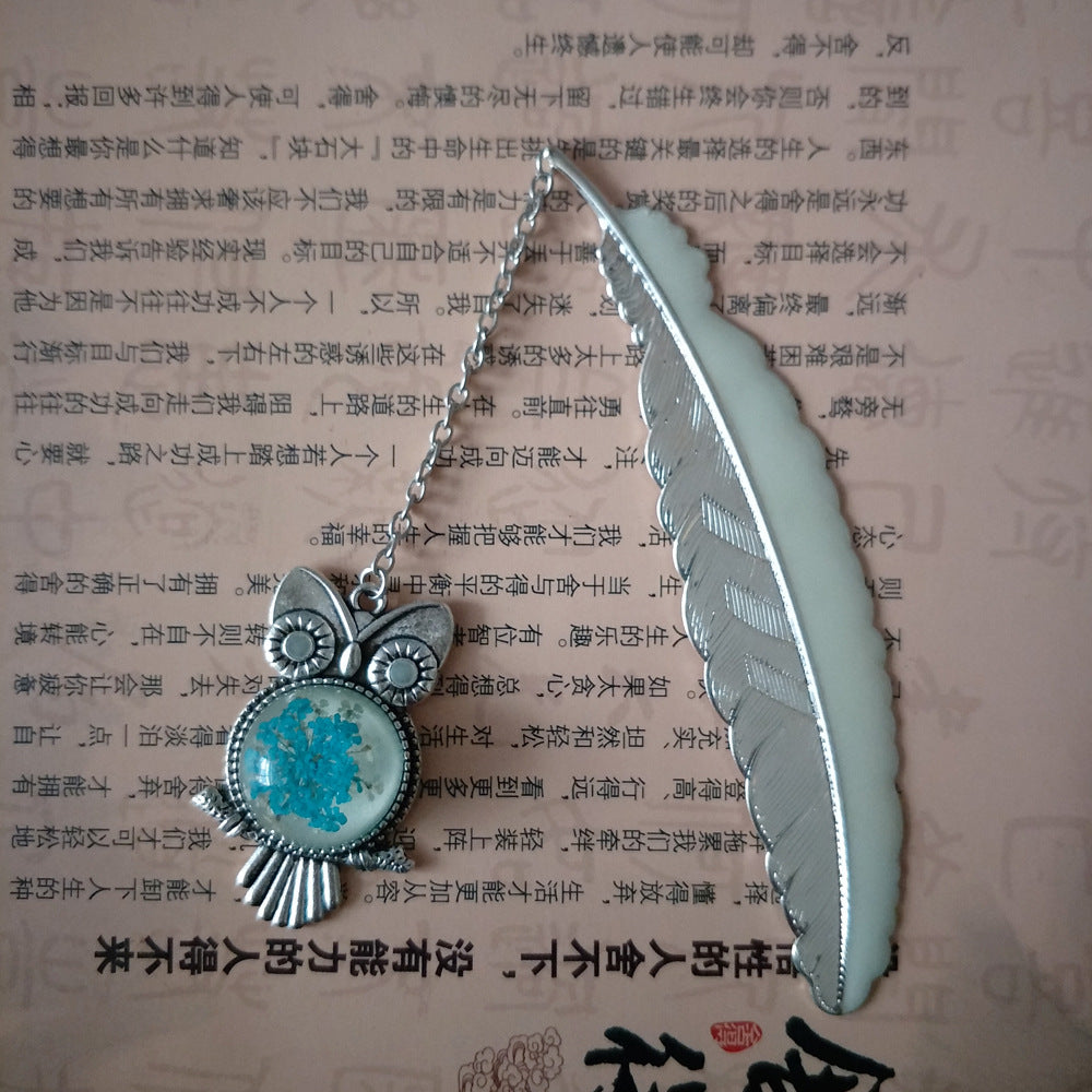 Wholesale Luminous Feather Retro Luminous Butterfly Metal Bookmark