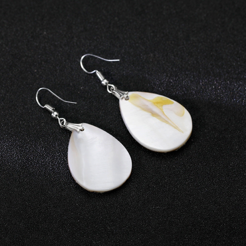 Wholesale Shell Render Water Drop Earrings