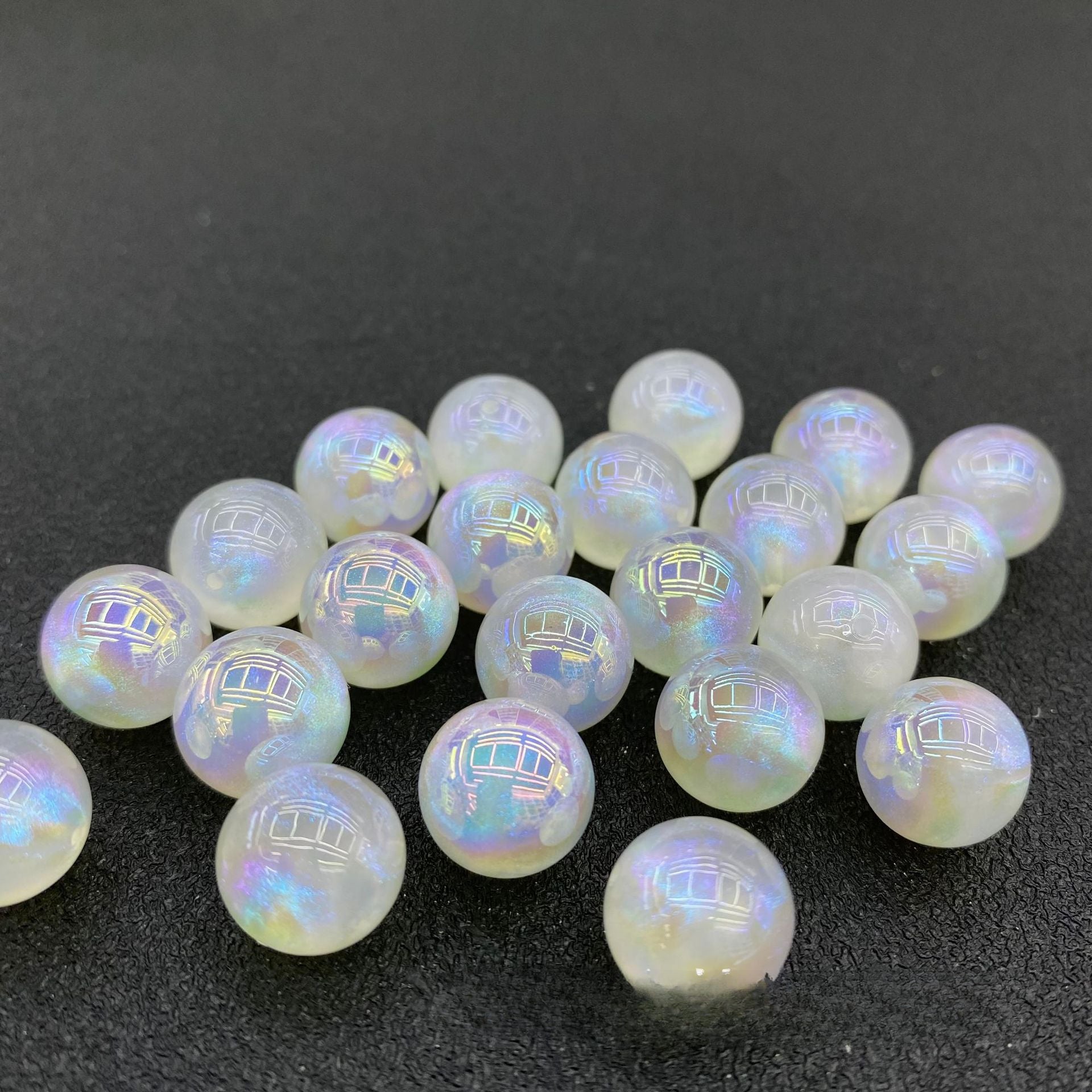 Wholesale of 100PCS/PACK Resin Moonlight Beads, Colorful Pearls, Half Hole Round Beads
