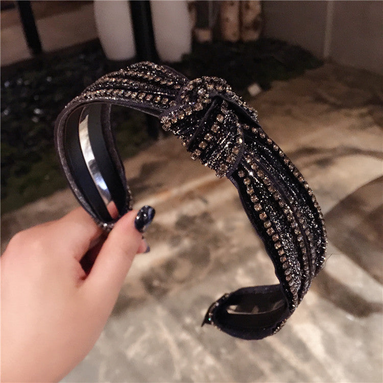 Wholesale Diamond Bar Inlaid with Diamond, Middle Knotted and Twisted Wide Edge Alloy Hair Hoop