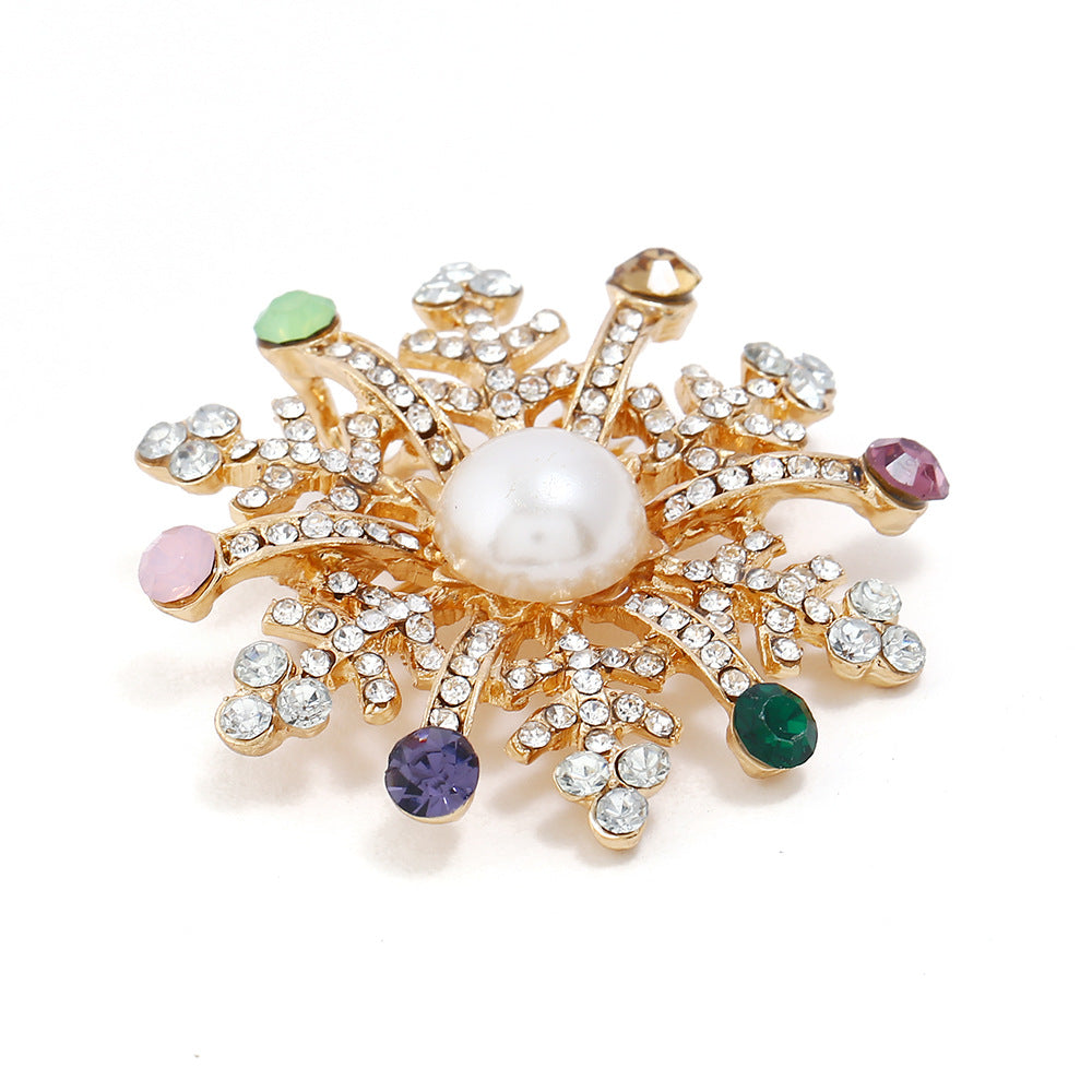 Wholesale Christmas Snowflake Rhinestone Brooch Alloy Pin For Party Gift Boutique Accessory