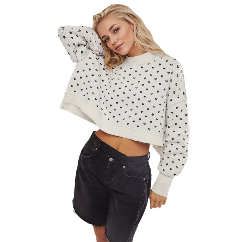 Wholesale Women's Fashion Round Neck Sweater Short Loose Heart Pullover Sweater