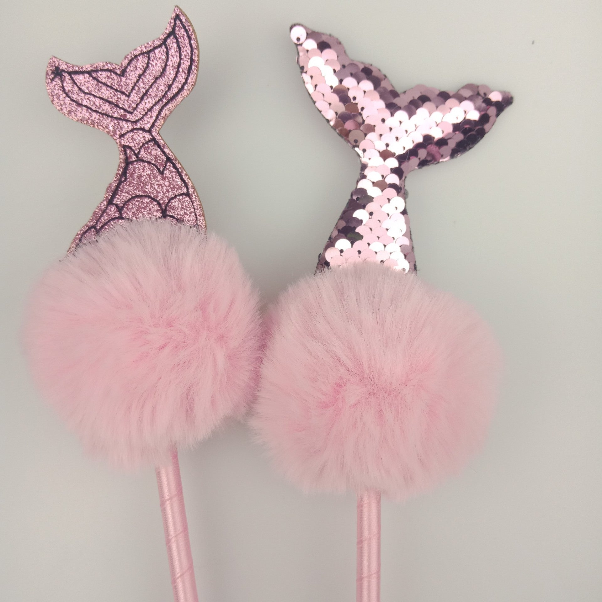 Wholesale Flippable Sequin Hairball Mermaid Tail Plastic Pen