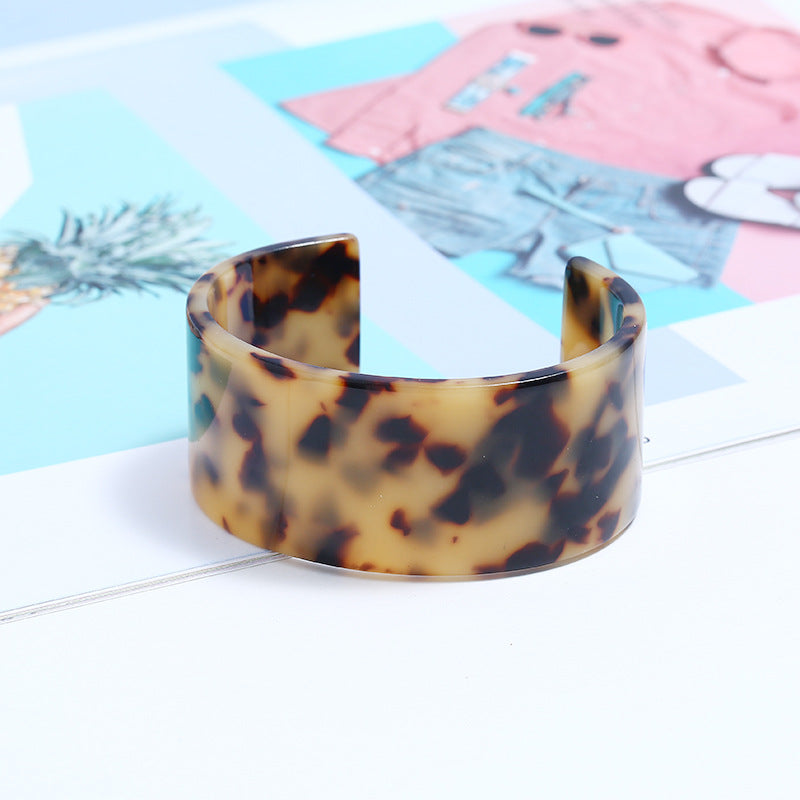 Wholesale Acetate sheet leopard print open acrylic bracelet