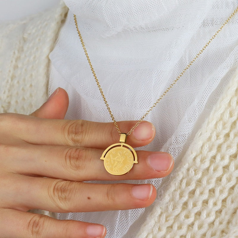 Wholesale Girl Portrait Titanium Steel 18K Gold Plated Necklace Sweater Chain