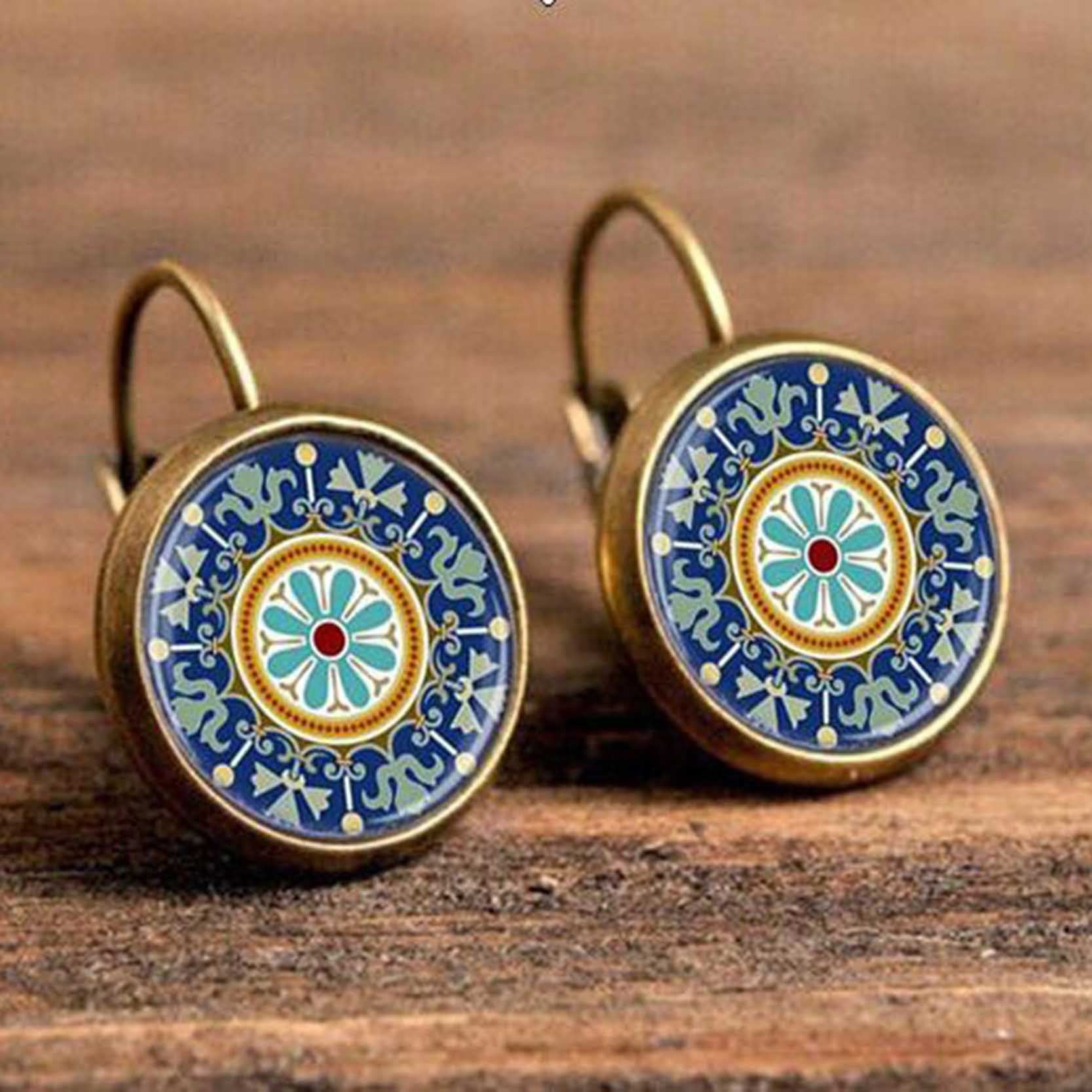 Wholesale  New exquisite retro time gemstone mandala pattern earrings earrings