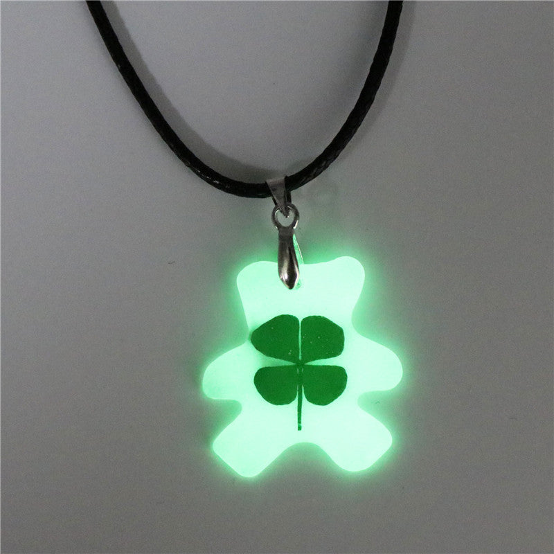 Wholesale 10pcs Luminous Natural Rubber Four-leaf Clover Pendant Necklace