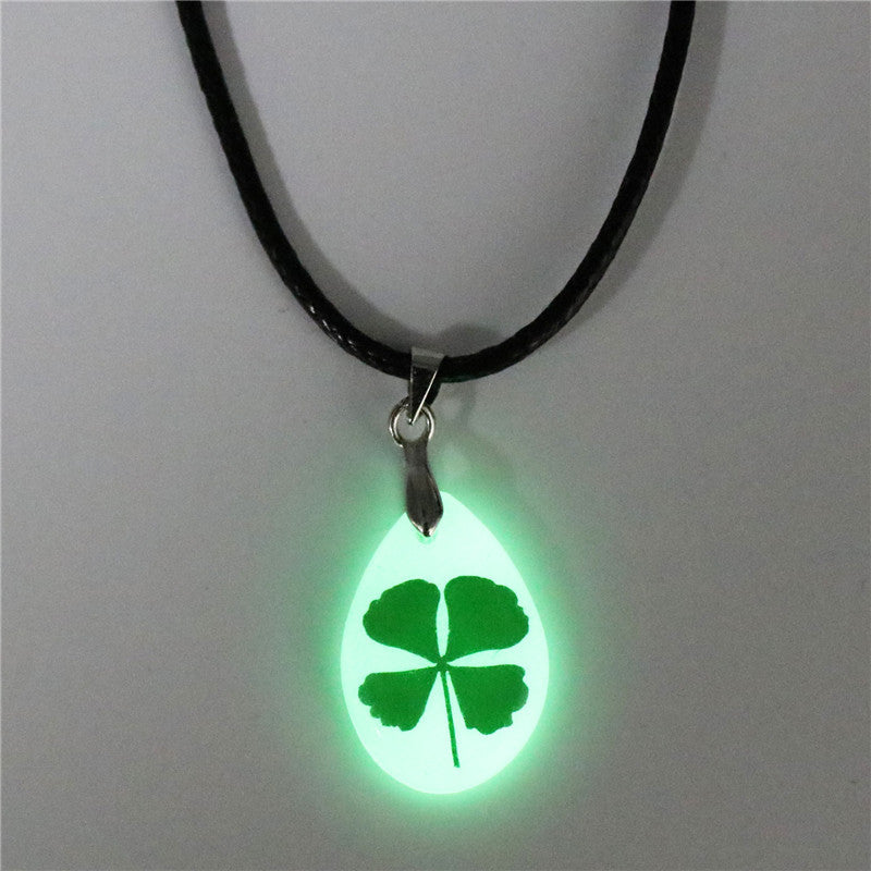 Wholesale 10pcs Luminous Natural Rubber Four-leaf Clover Pendant Necklace