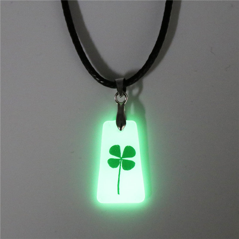 Wholesale 10pcs Luminous Natural Rubber Four-leaf Clover Pendant Necklace