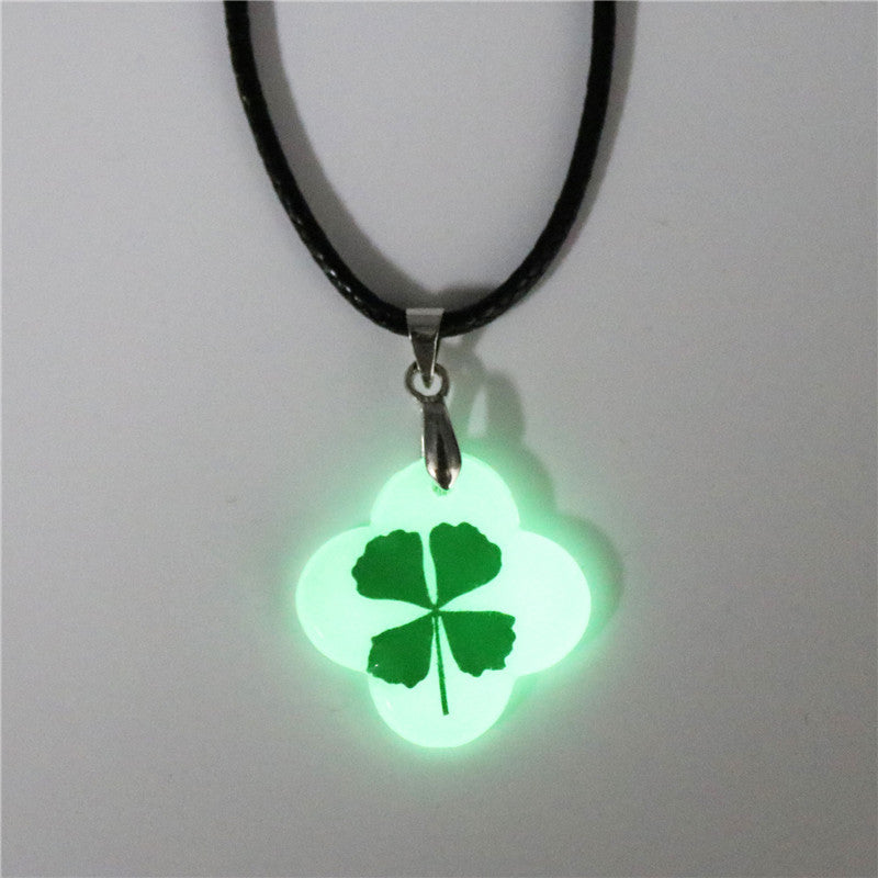 Wholesale 10pcs Luminous Natural Rubber Four-leaf Clover Pendant Necklace