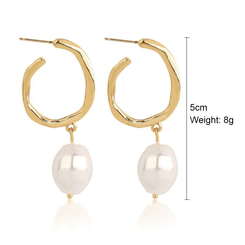 Wholesale Baroque-style long earrings with irregular pearls