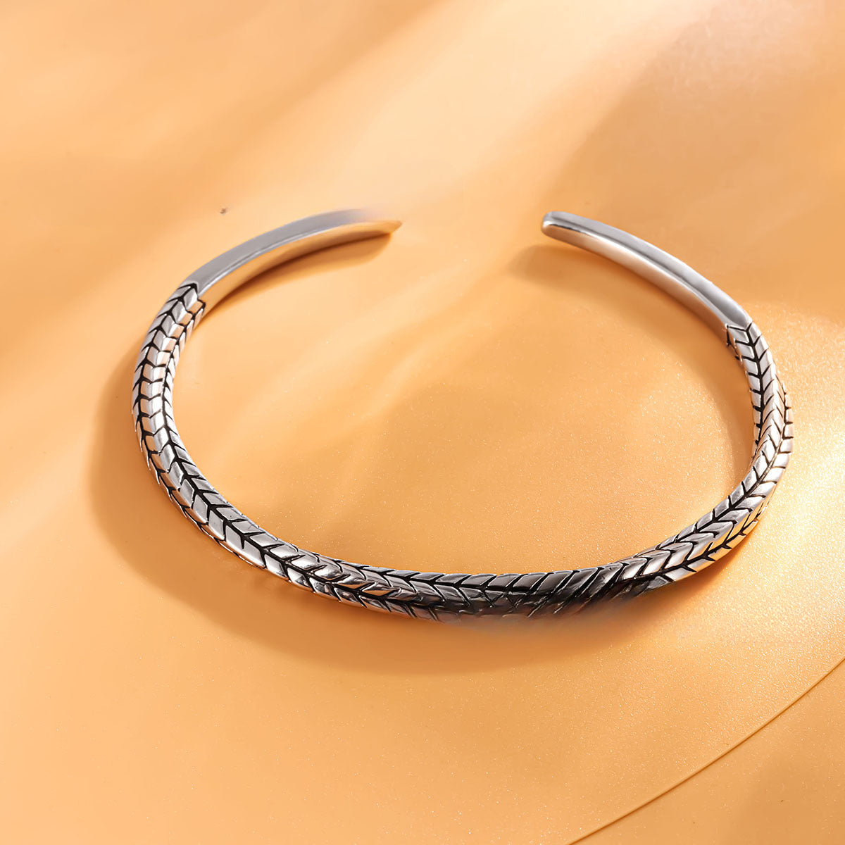 Wholesale Vintage Handmade Möbius Strip Men's Bracelet