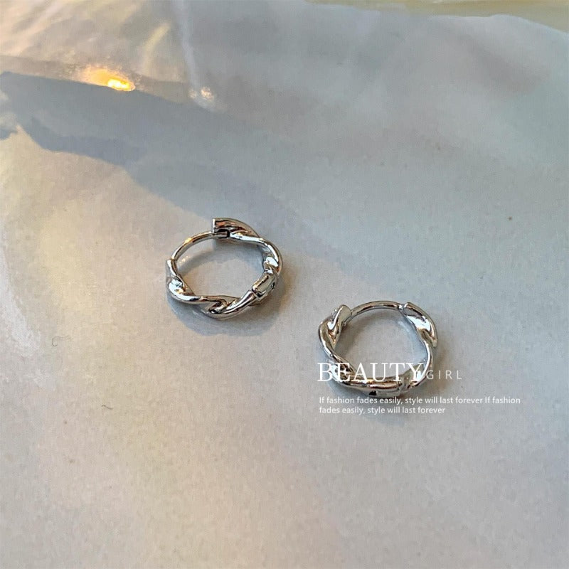 Wholesale 14k Genuine Gold Mobius Ring Simple and Compact Cool Style Earrings