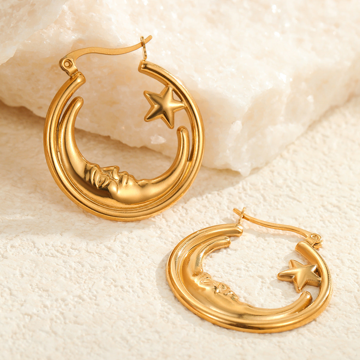 Wholesale retro star ring hollow earrings stainless steel earrings