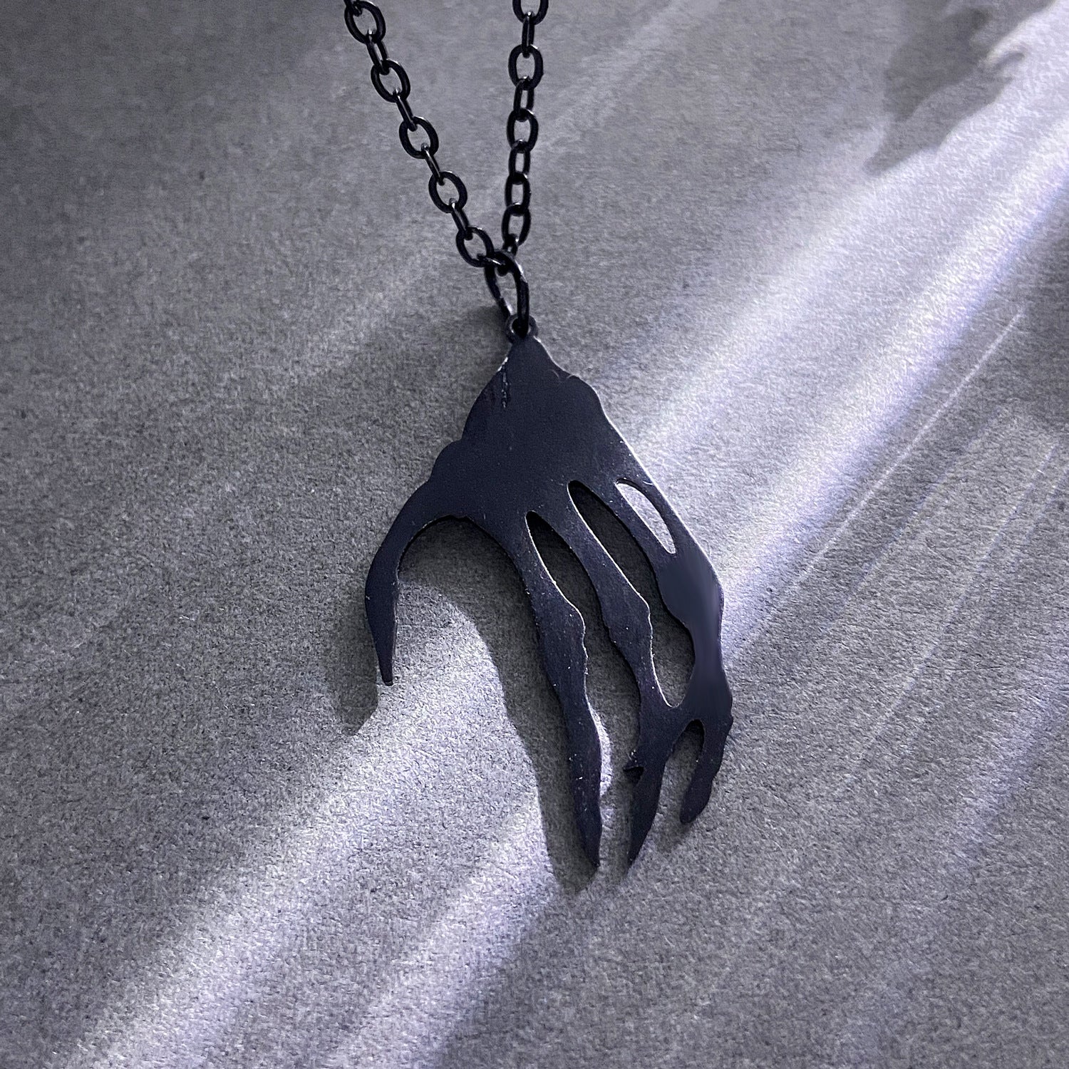 Wholesale Stainless Steel Black and White with Couple Skeleton Hand Heart Necklace