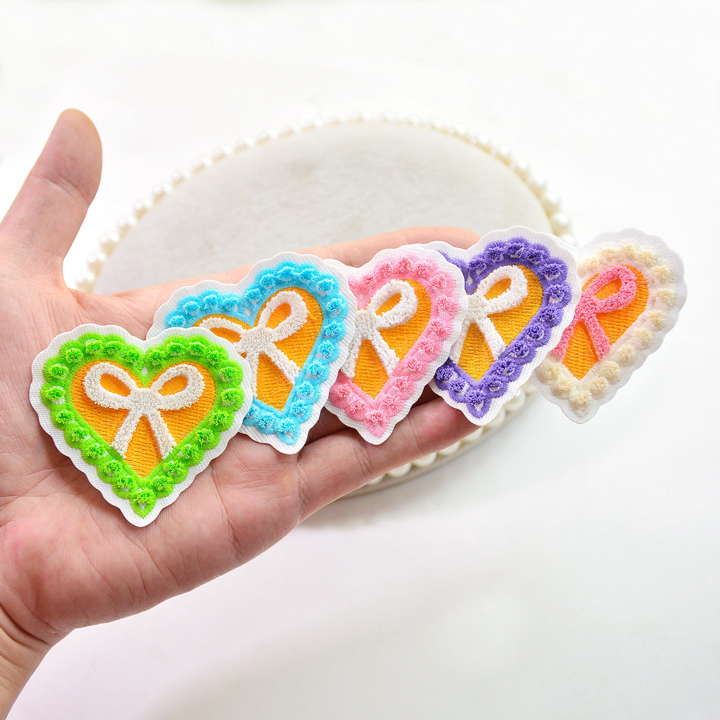 Wholesale Chic Pink Sequin Butterfly Embroidered Patch Felt Base DIY Sewing Decorative For Clothing Towels And Home Decor